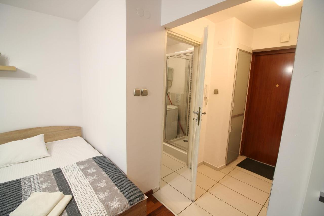 Apartamenty Varsovie Twarda City المظهر الخارجي الصورة
